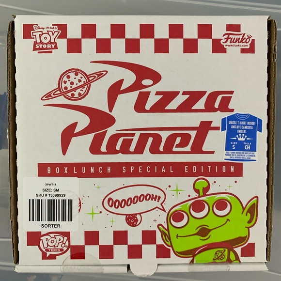 New BoxLunch Exclu Disney Pizza Planet Tee & Glitter Translucent Alien Funko Pop - Picture 3 of 13